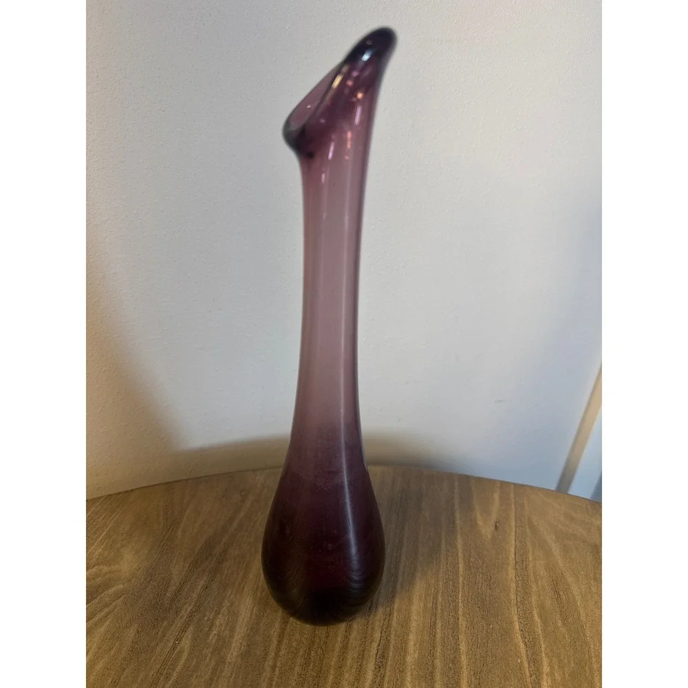 Vintage Mid Century Modern Amethyst Purple Swung Glass Bud Vase 11.25